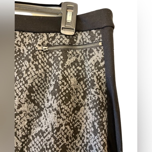 Banana Republic Snakeprint miniskirt 29/8 - Picture 3 of 8